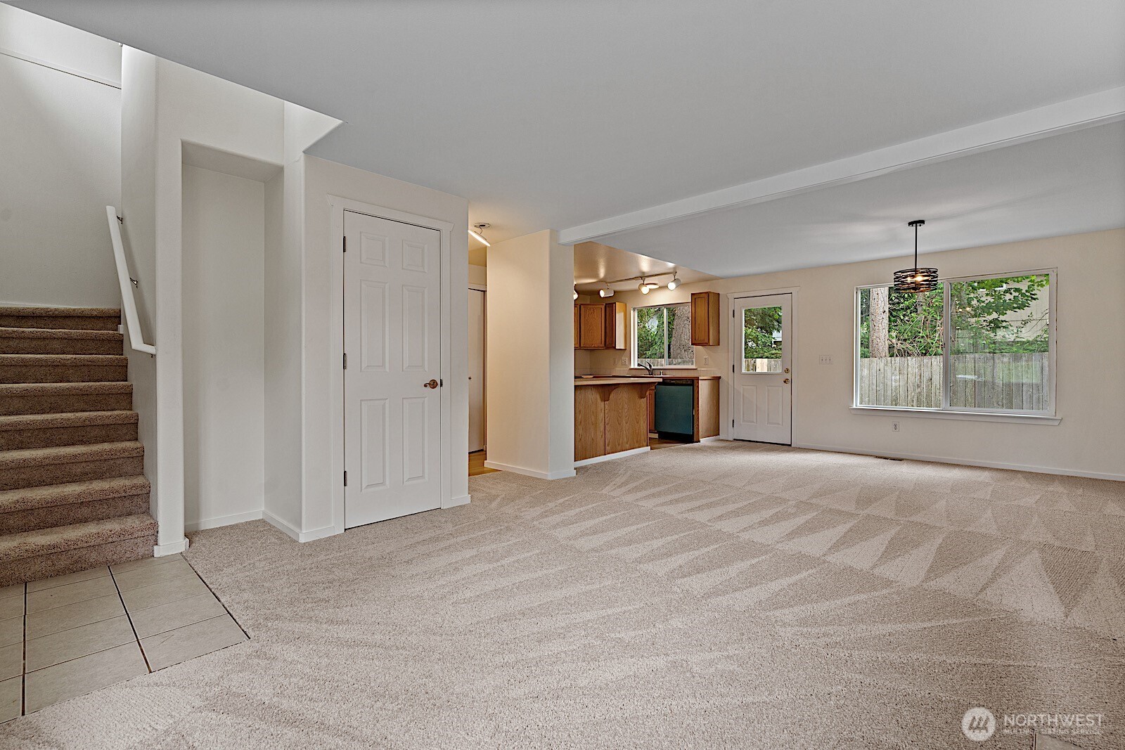 807 29th Avenue SE Puyallup WA 98374