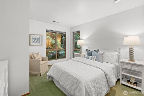 13619 NE 28th Street Bellevue WA 98005