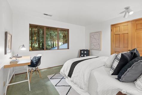 13619 NE 28th Street Bellevue WA 98005