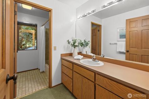 13619 NE 28th Street Bellevue WA 98005