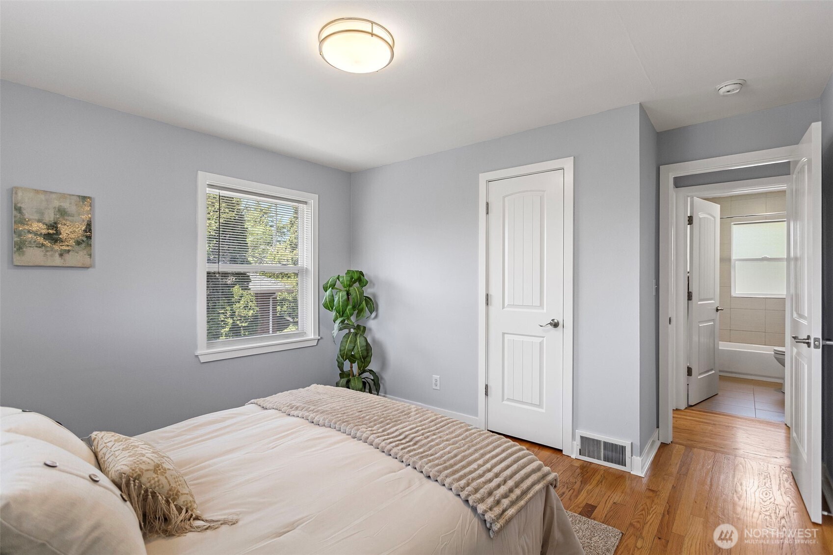 1210 S Lucile Street Seattle WA 98108