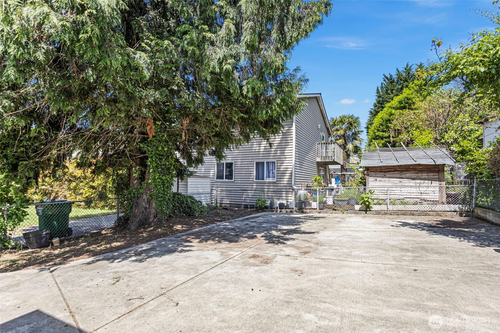 1210 S Lucile Street Seattle WA 98108