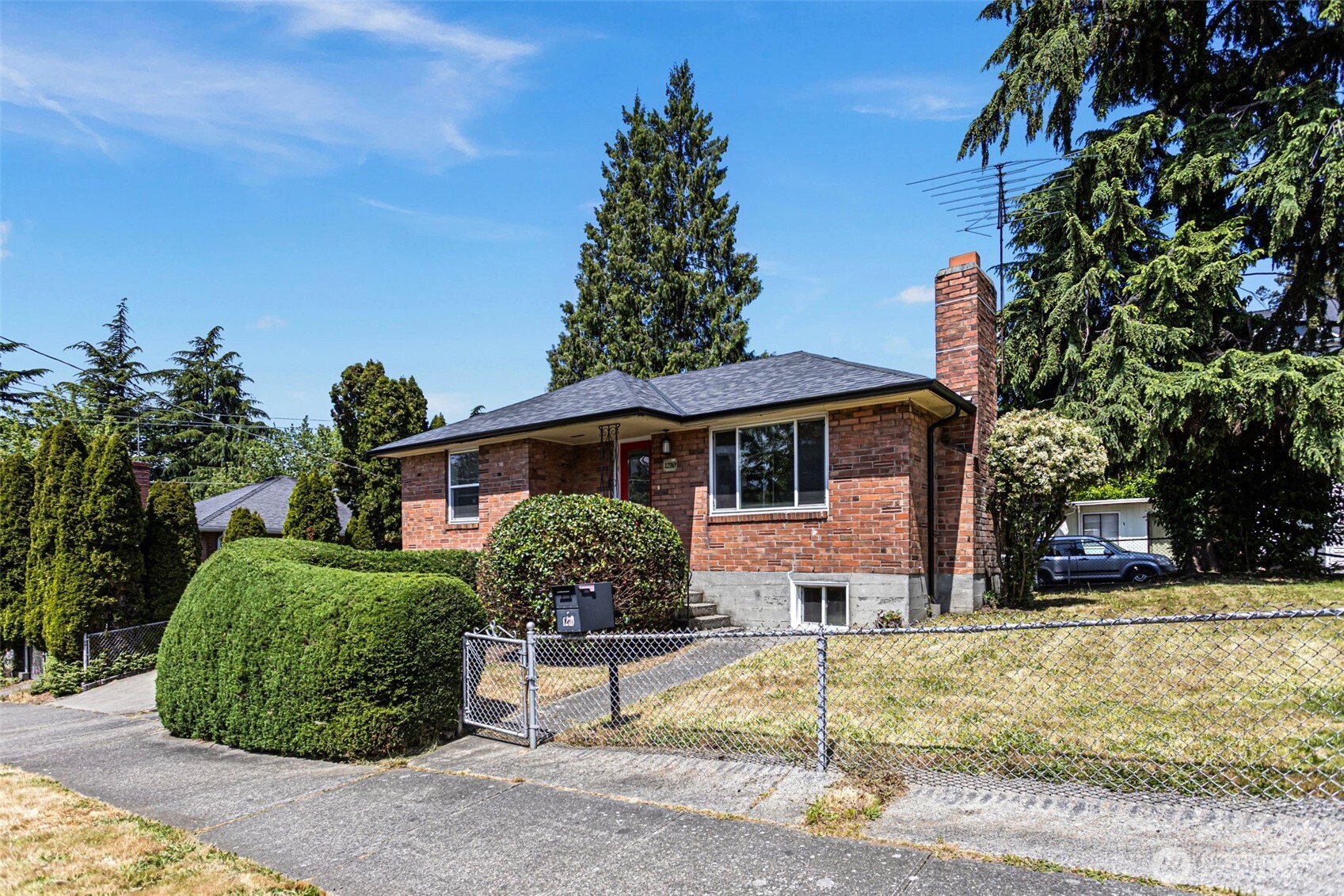 1210 S Lucile Street Seattle WA 98108