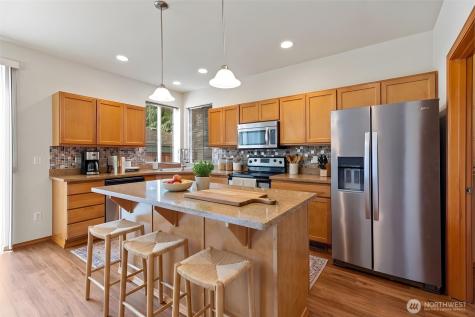 19311 24th Avenue W Lynnwood WA 98036