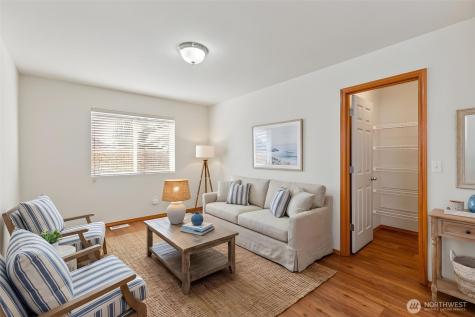 19311 24th Avenue W Lynnwood WA 98036