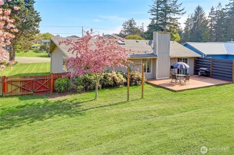 2180 Westwood Place Oak Harbor WA 98277