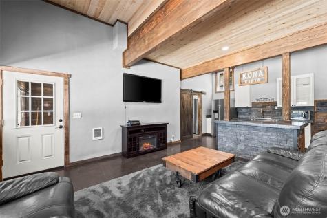 130 Horse Heaven Road Cle Elum WA 98922