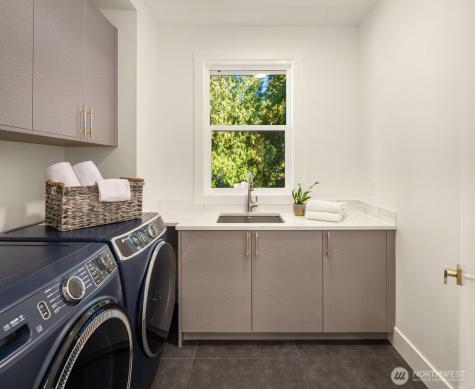 910 167th Avenue NE Bellevue WA 98008