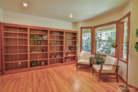 4896 Lucy Lane Langley WA 98260