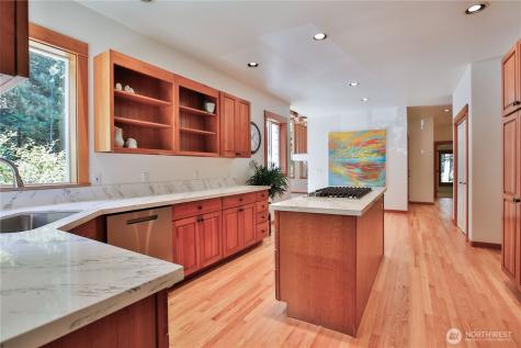 4896 Lucy Lane Langley WA 98260