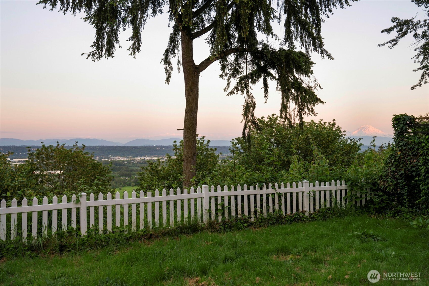 20826 Military Road S Seatac WA 98198