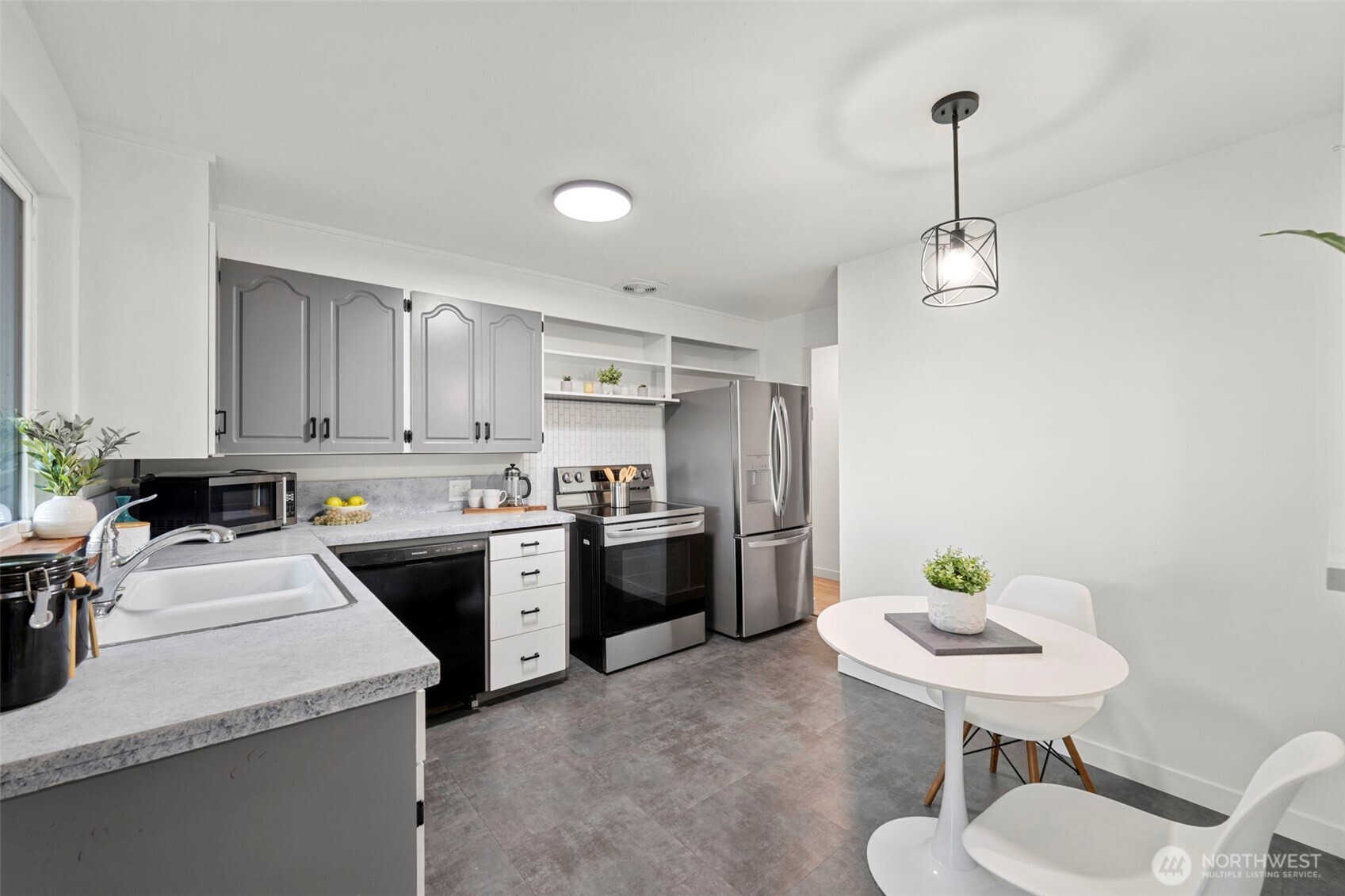 20826 Military Road S Seatac WA 98198