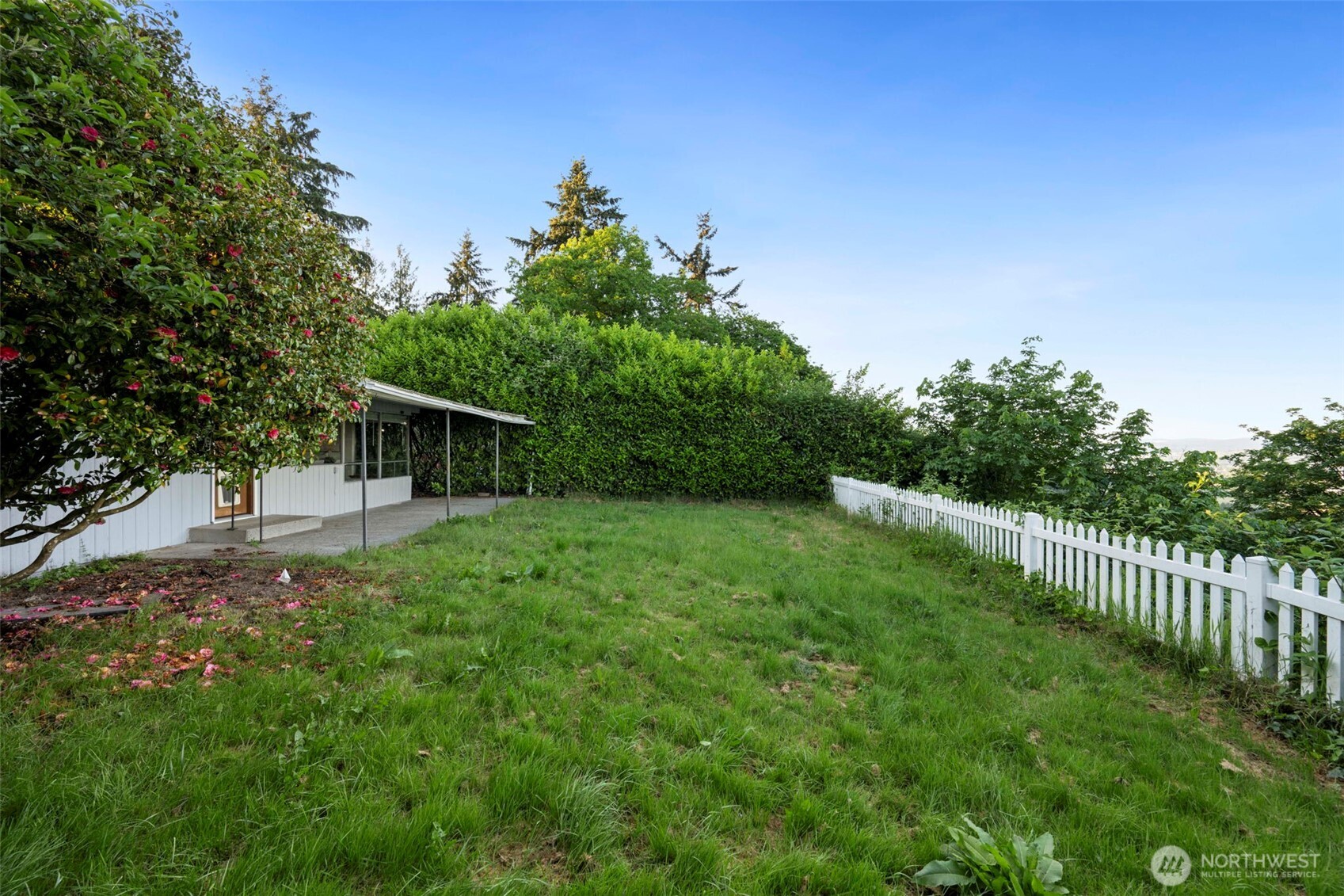 20826 Military Road S Seatac WA 98198