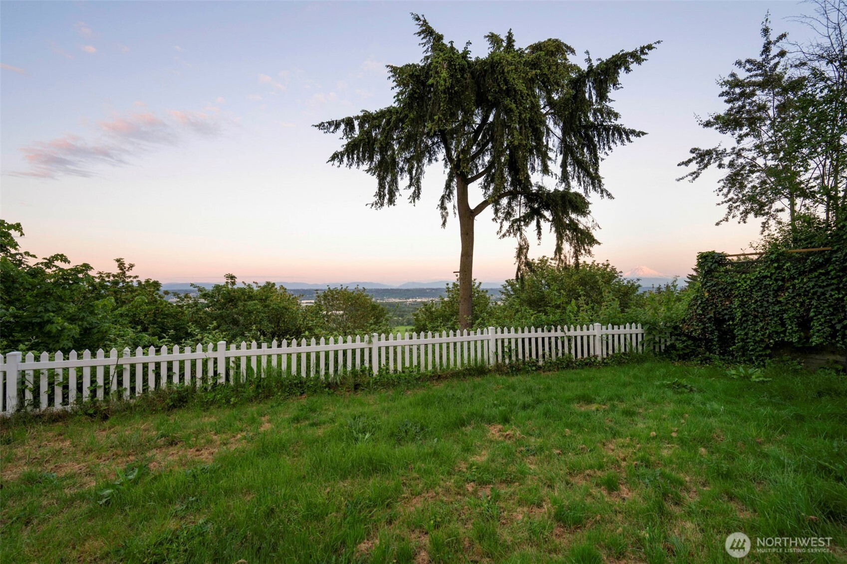 20826 Military Road S Seatac WA 98198