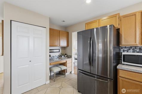 7649 68th Street NE Marysville WA 98270