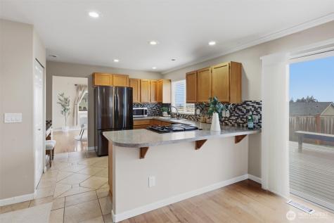 7649 68th Street NE Marysville WA 98270