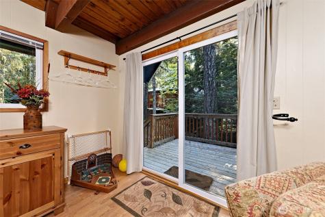 331 N Wynoochee Drive Hoodsport WA 98548