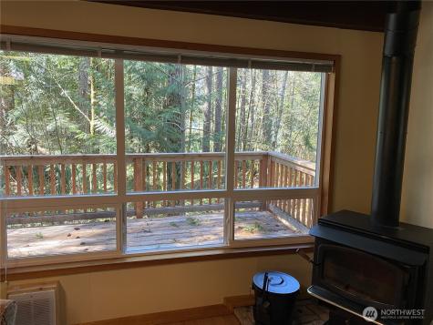 331 N Wynoochee Drive Hoodsport WA 98548