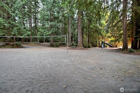 331 N Wynoochee Drive Hoodsport WA 98548