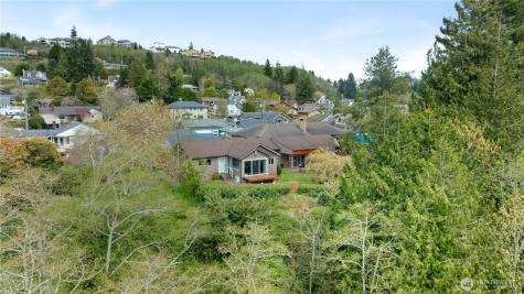 819 Conger Street Aberdeen WA 98520