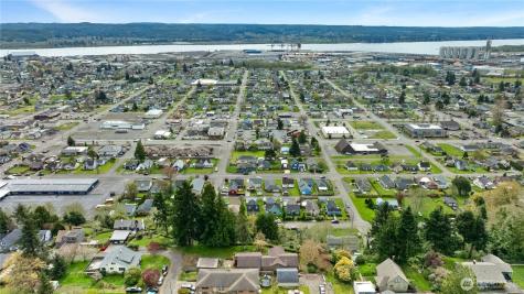 819 Conger Street Aberdeen WA 98520