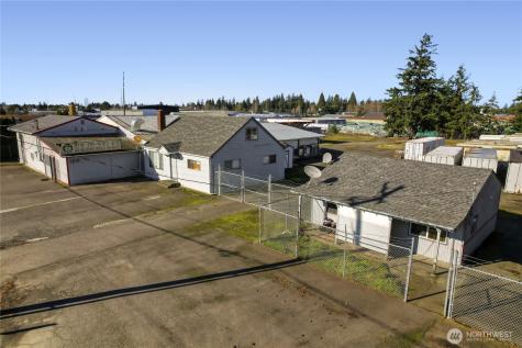 3817 94th Street SW Lakewood WA 98499