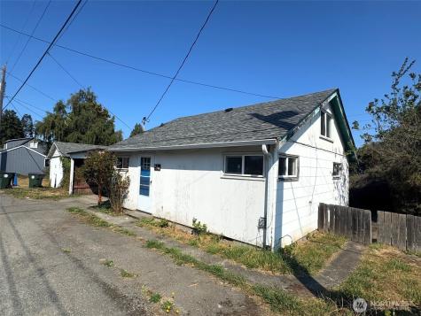 814 E 2nd Street Port Angeles WA 98362