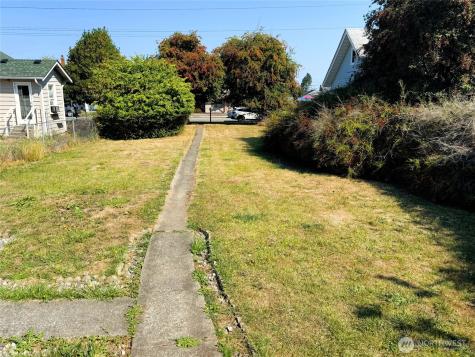 814 E 2nd Street Port Angeles WA 98362