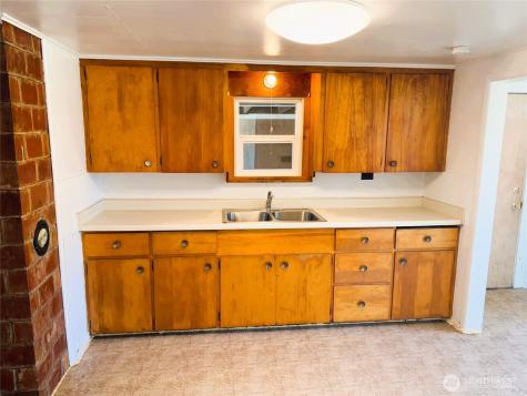 814 E 2nd Street Port Angeles WA 98362