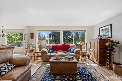 2416 182nd Place SE Bothell WA 98012