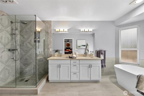 6730 NE 202nd Street Kenmore WA 98028