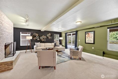 6730 NE 202nd Street Kenmore WA 98028