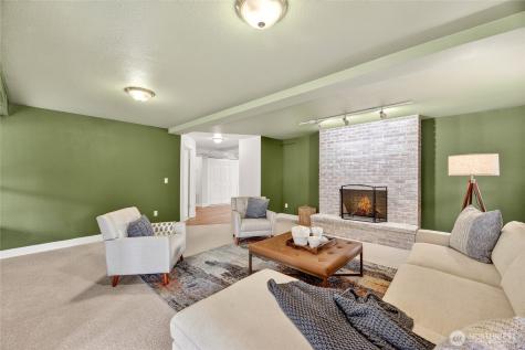 6730 NE 202nd Street Kenmore WA 98028