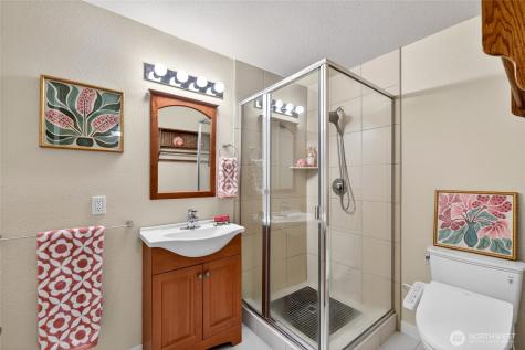 6730 NE 202nd Street Kenmore WA 98028