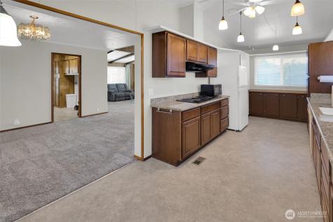 11436 SE 208th Street Kent WA 98031