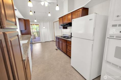 11436 SE 208th Street Kent WA 98031