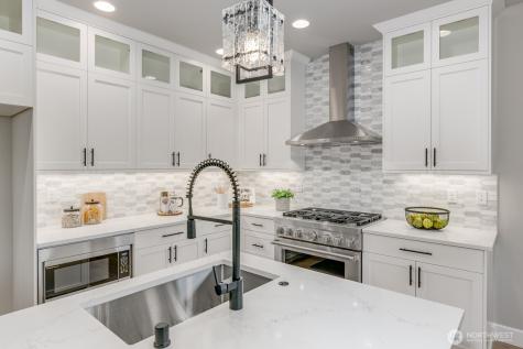 20317 94th Drive NE Bothell WA 98011
