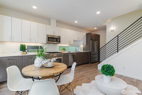 437 NE 73rd Street Seattle WA 98115