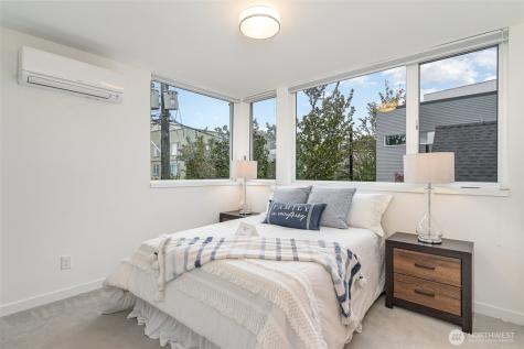 437 NE 73rd Street Seattle WA 98115