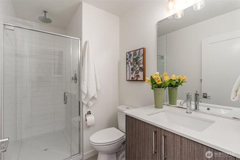 437 NE 73rd Street Seattle WA 98115