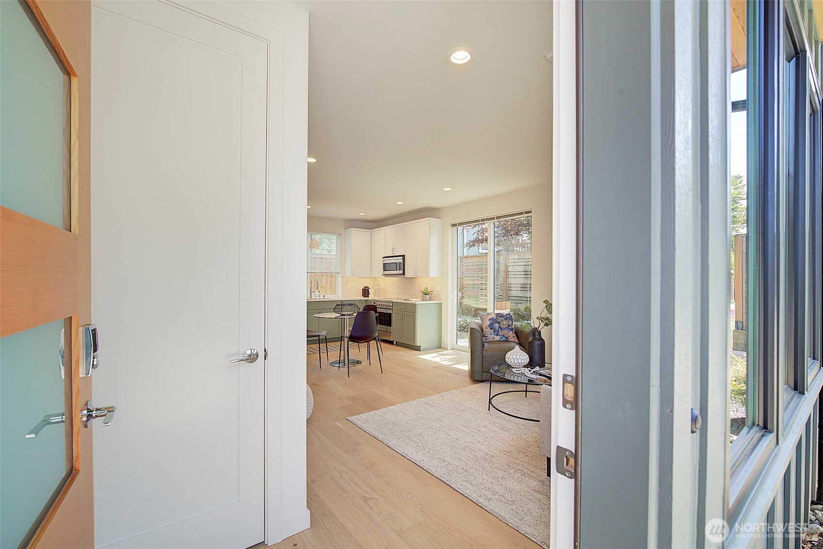 8319 25th Avenue NW Seattle WA 98117