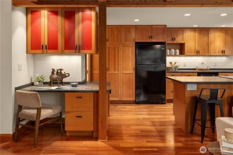 2339 Fairview Avenue E Seattle WA 98102