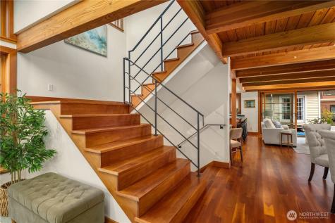2339 Fairview Avenue E Seattle WA 98102