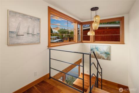 2339 Fairview Avenue E Seattle WA 98102