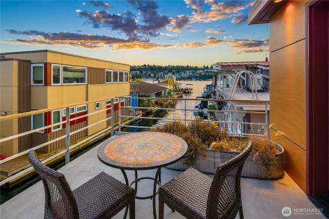 2339 Fairview Avenue E Seattle WA 98102