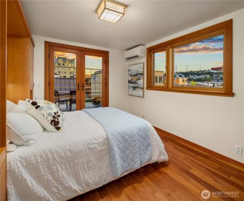 2339 Fairview Avenue E Seattle WA 98102