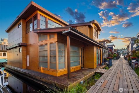 2339 Fairview Avenue E Seattle WA 98102