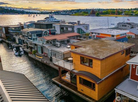 2339 Fairview Avenue E Seattle WA 98102