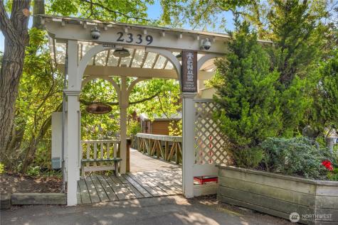 2339 Fairview Avenue E Seattle WA 98102