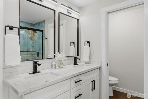 8613 4th Place SE Everett WA 98208